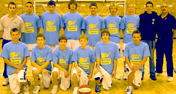 aunton Tigers U16 Men National League West One Team 2005/06